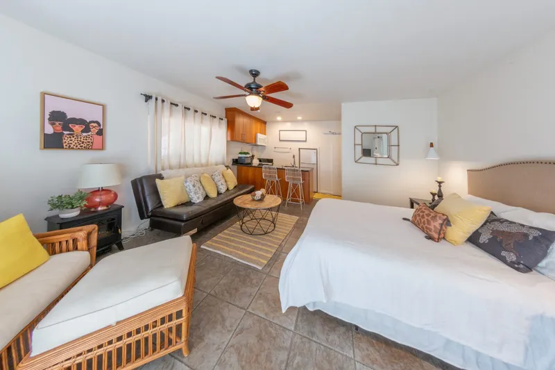 Oceanfront Villa 6